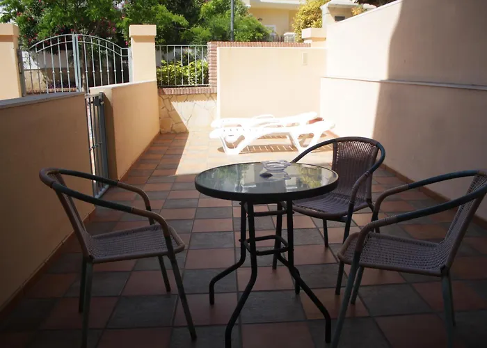 Turisticos Fercomar Apartman *